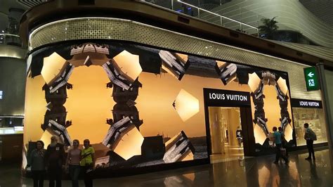 istanbul havalimanı louis vuitton|Louis Vuitton Istanbul stores.